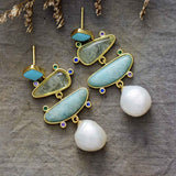 Boucles d'oreilles déesse d'eau douce en perles - Moon Dance Charms
