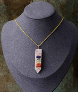 Handgemaakte chakra-kristallen ketting met draadgewikkelde hanger - Moon Dance Charms