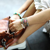 Pulseras envolventes alegres
