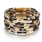 Luipaard leren wikkelarmband - dierprint boho sieraden - Moon Dance Charms