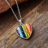 Regenbogenherzförmige Charm-Halskette