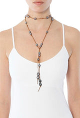 Collier ras du cou en cuir et perles