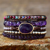 Spirituelles Wickelarmband mit Amethyst-Perlen – Mondtanz-Charms