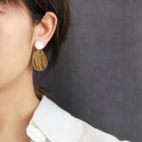 Boucles d'oreilles en pierre de déclaration - Moon Dance Charms