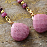 Waterdruppel Rhodoniet Kristal Dangle Druppel Oorbellen - Moon Dance Charms